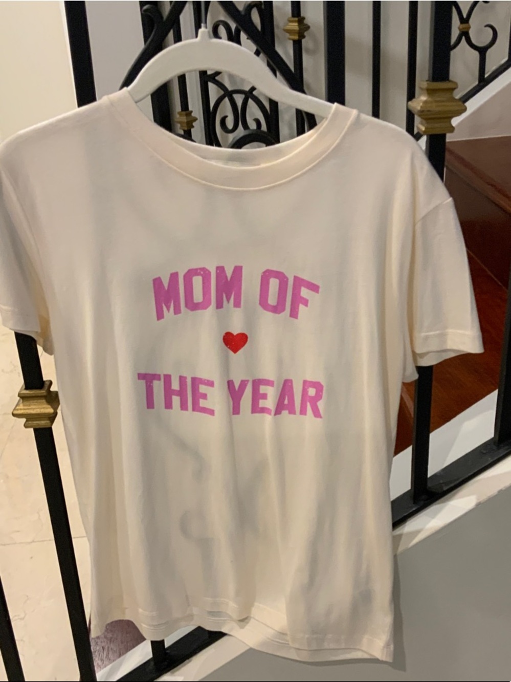 Favorite Daughter Cream Tee with Pink "Mom of the Year" and Red Heart